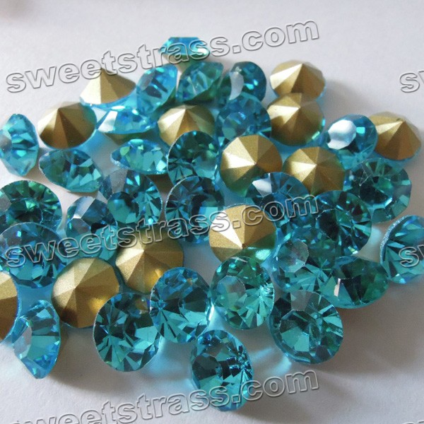 China Pointed back Strass Chaton Blue Zircon
