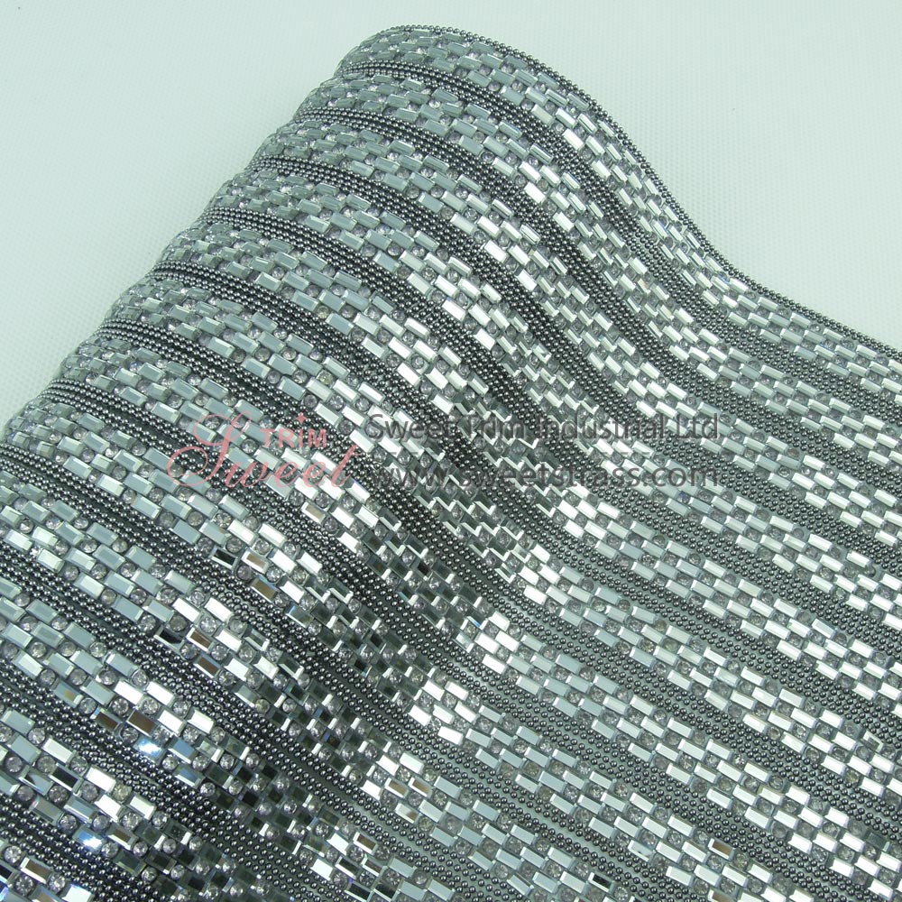 Sticky Black Diamond Metal Chain Glass Stone Mesh Sheet Wholesale